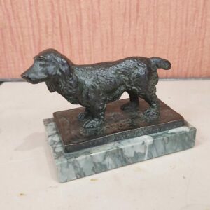 Epagneul bronze patine noire